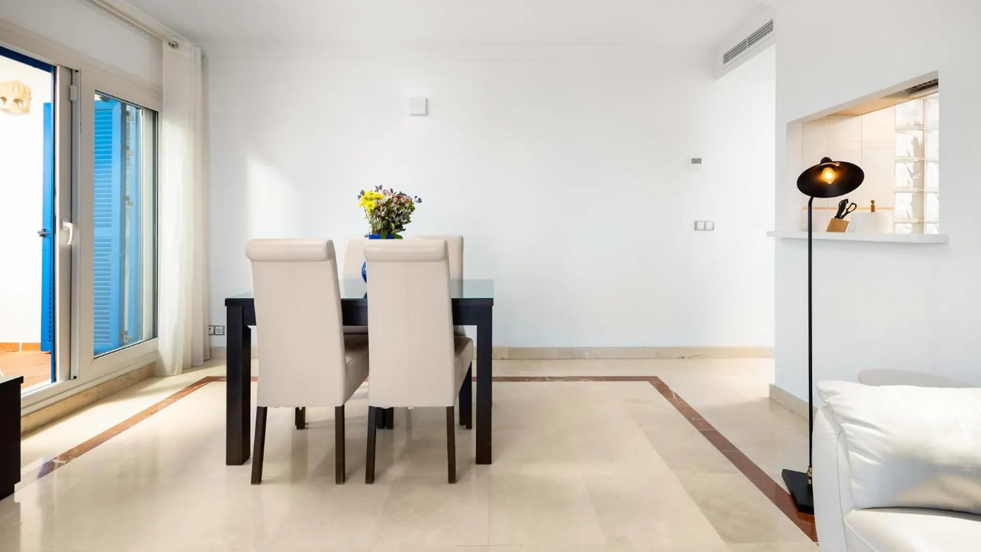 Apartman Primera Linea De Playa, Vistas Al Mar, Sabinillas San Luis de Sabinillas